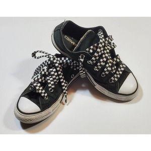 Converse youth Size 1 us Black / White Made In India. (E4)